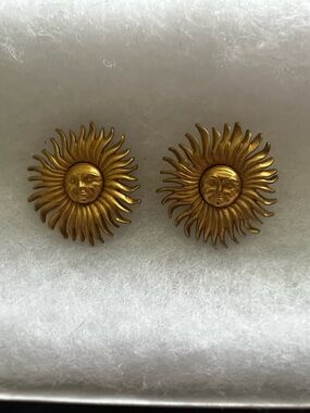 Matte Gold Tone Sun Face Stud Earrings